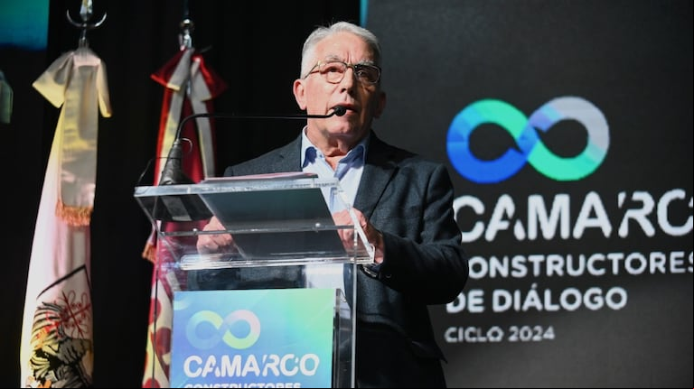 En línea con su plan de ajuste, el Gobierno suspenderá más del 70% de las obras que tiene bajo su órbita. (Foto: Camarco)
