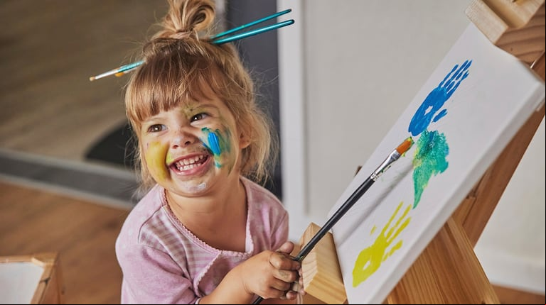 En los niños, es importante impulsar la creatividad. (Foto: Adobe Stock)