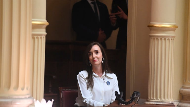 En medio de un clima de incertidumbre y divisiones internas, Victoria Villarruel busca consolidar su control en el Senado para el período legislativo 2025. (Foto: Prensa Senado)