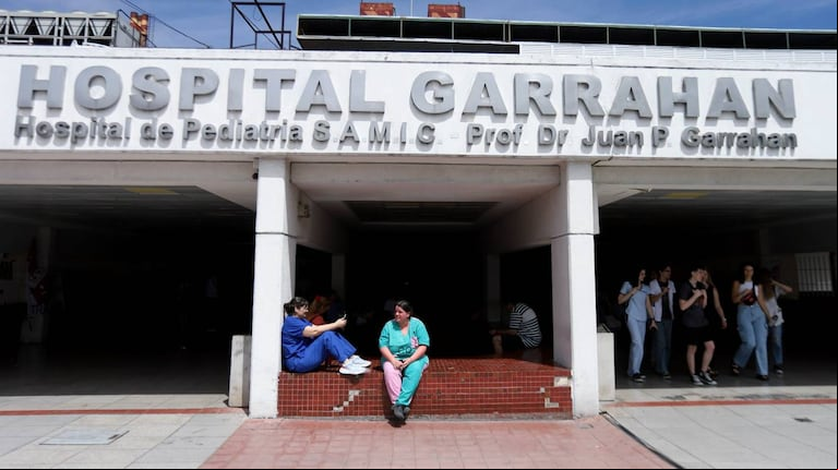 En medio del conflicto salarial, el Hospital Garrahan anunció un aumento en lo sueldos de los médicos residentes. (Foto: NA - Daniel Vides - Archivo)