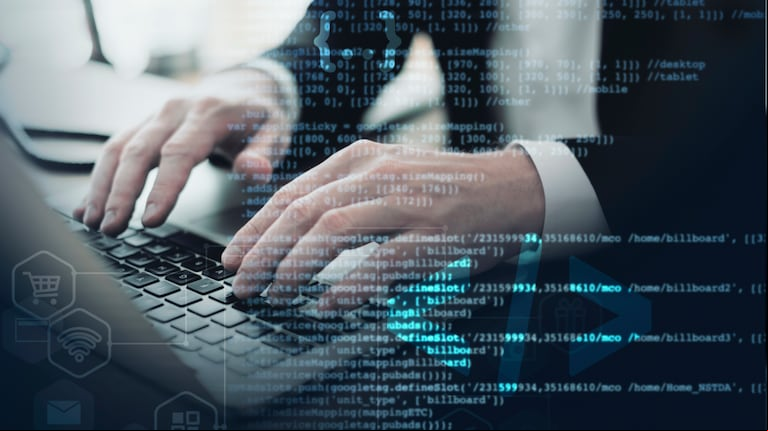 Especializarse en ciberseguridad es clave, según la IA (Foto: Freepik).