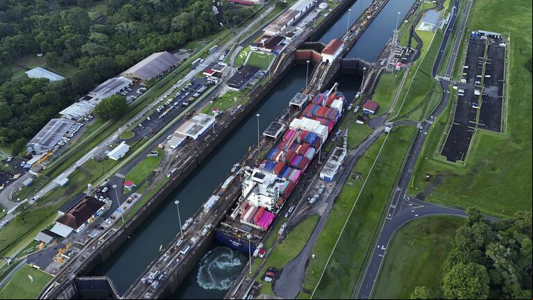 Estados Unidos presiona para ganar influencia en el Canal de Panamá. (Foto archivo: AP/Matias Delacroix)