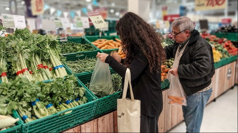 Este último mes bajó el precio de las verduras. (Foto: NA/Daniel Vides)