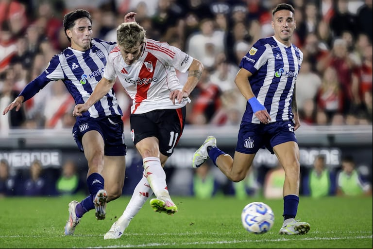 Facundo Colidio tuvo una de las mejores chances de River en el primer tiempo (Foto: Fotobaires)