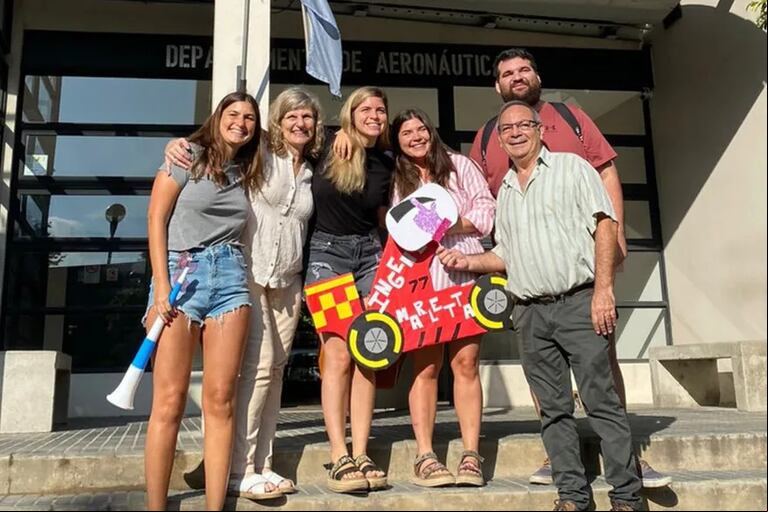 Feliz, la joven festejó con toda su familia y amigos. (Foto: Gentileza Valentina Marletta)