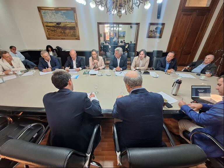 Foto: mesa de enlace