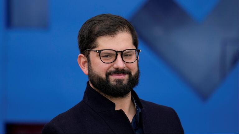 Gabriel Boric enfrenta la segunda mitad de su mandato (Foto: AP)