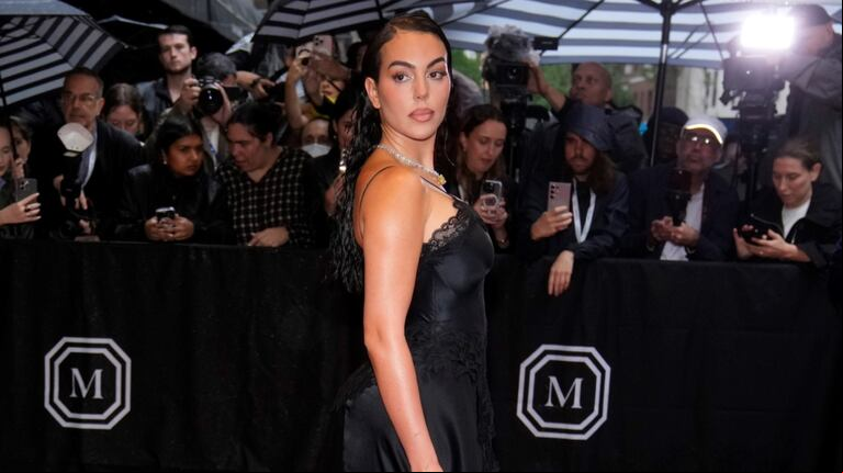 Georgina Rodríguez se lució en su primera Met Gala. (Foto: Reuter)
