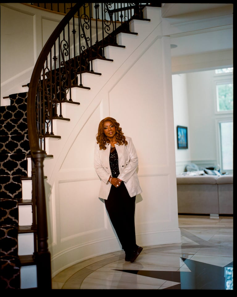 Gloria Gaynor en su casa de Englewood Cliffs (Foto: Elianel Clinton/The New York Times)