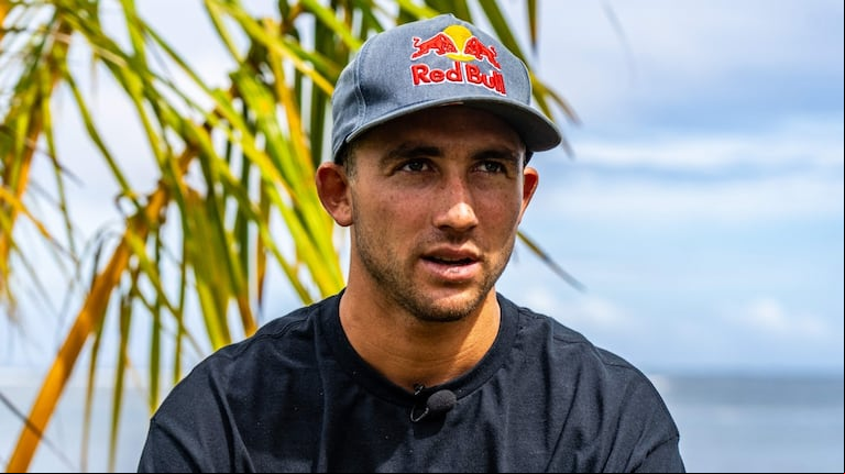 Griffin Colapinto es un surfista profesional que este fin de semana fue noticia tras obtener un 10 perfecto en la Margaret River Pro, en Australia. (Foto: Jerome Brouillet / AFP)