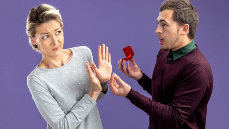 Hay personas que tienen enormes dificultades para enamorarse y algunas aseguran que nunca experimentaron esa sensación. (Foto: Freepik)