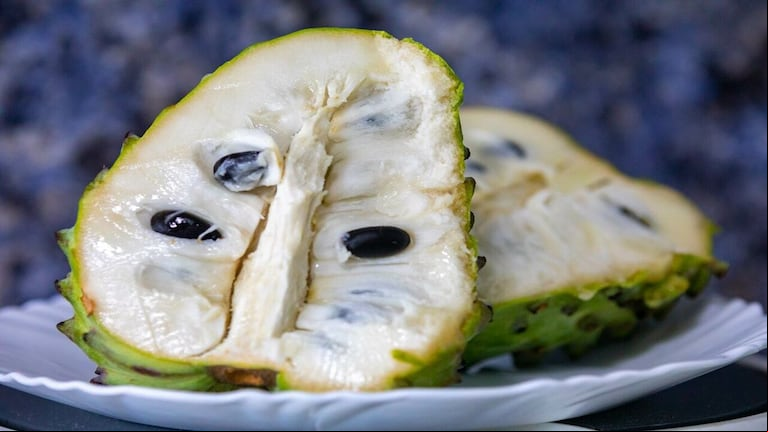 Hay una fruta que concentra altos niveles de vitamina B y está indicada especialmente para combatir la anemia y mejorar las funciones del sistema nervioso. (Foto: Adobe Stock)