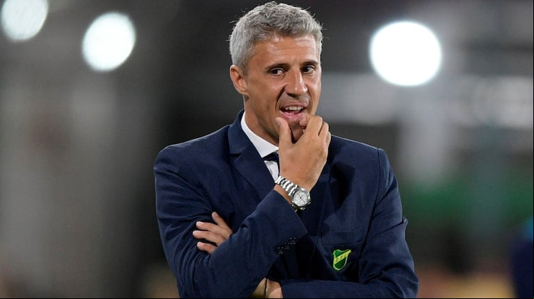 Hernán Crespo, DT del Defensa y Justicia campeón de la Copa Sudamericana 2020 (Foto: AFP).
