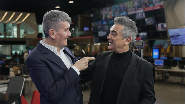 Nito Artaza y Miguel Ángel Cherutti celebran sus 30 años de amistad con “Toy Sin Plata”