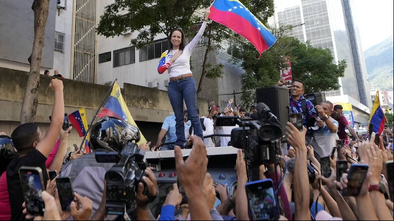 El duro mensaje de María Corina Machado: “Nicolás Maduro consumó un golpe de Estado en Venezuela”
