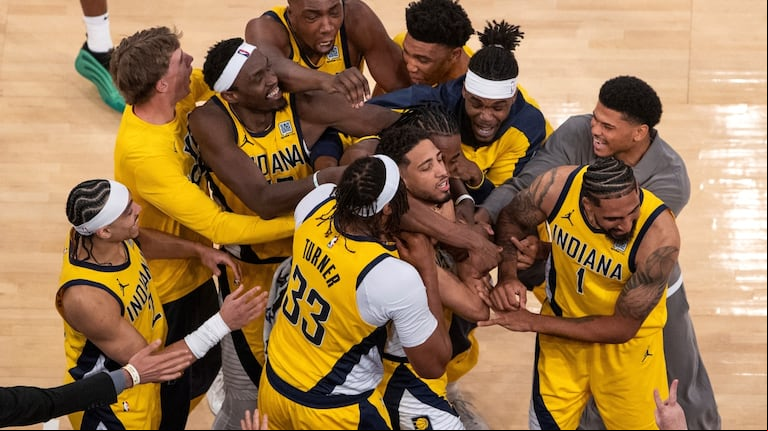 Infartante final en la NBA: los Pacers perdían por 14 puntos y ganaron el partido de forma magistral