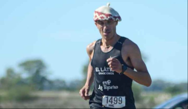 Un runner ganó decenas de carreras en alpargatas y emociona con su “espíritu campero”