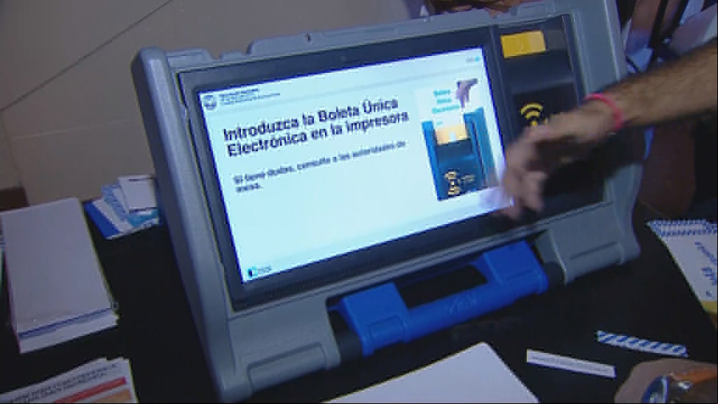 Paso a paso: cómo funcionará el voto electrónico en las generales de la Ciudad
