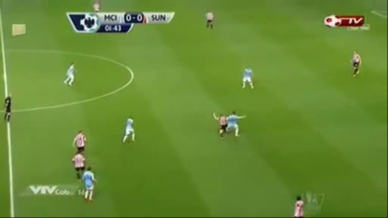 Manchester City empató ante Sunderland y se aleja del título