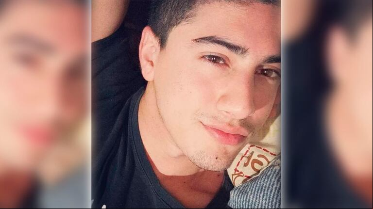Un colectivero pasó un semáforo en rojo y mató a un joven: está libre y la familia del chico busca testigos