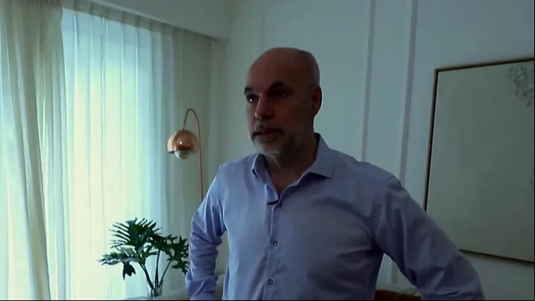 Su taza de Racing y las dos heladeras: Horacio Rodríguez Larreta mostró su departamento de Palermo