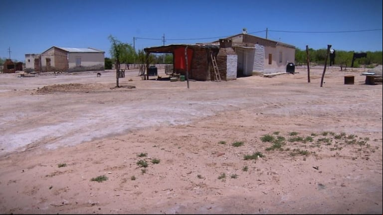 La promesa eterna del agua: en Santiago del Estero dependen de la lluvia para sobrevivir