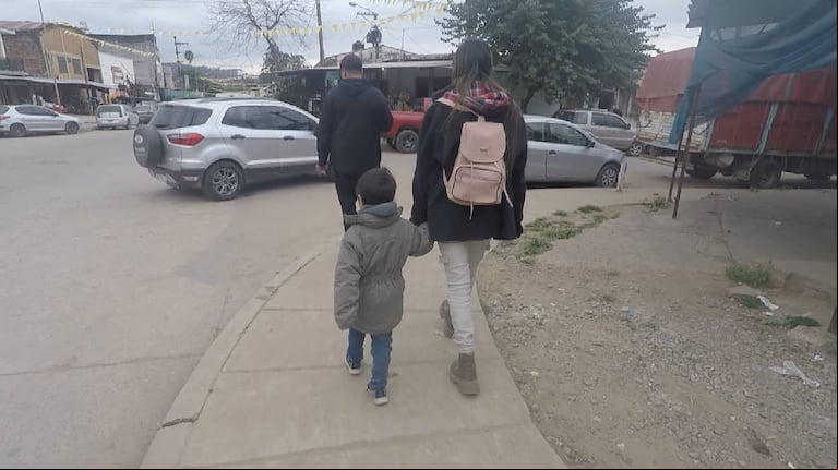 Una mujer cruzó a Bolivia con su hijo y puso en evidencia los pocos controles que hay en la frontera