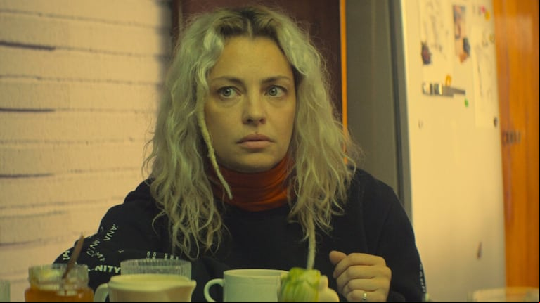 Dolores Fonzi, sobre “Blondi”: el desafío de dirigir, la escena que cambió todo, y la influencia de Lou Reed