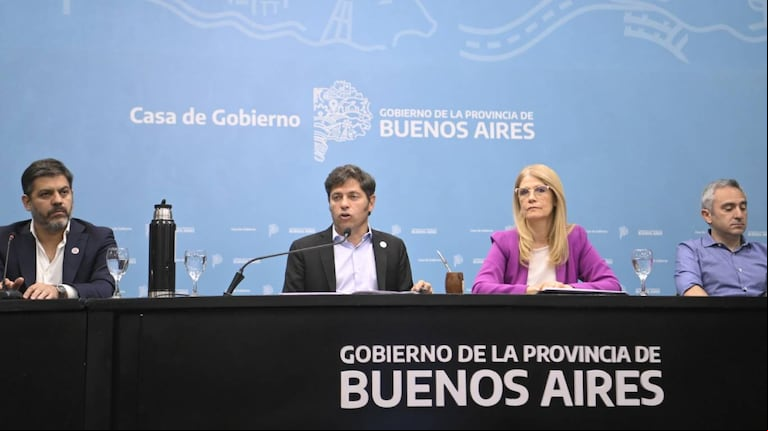 Kicillof aseguró que buscará aliarse con gobernadores y sindicatos para controlar Aerolíneas Argentinas