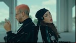 Nicki Nicole se pone romántica en "Toa La Vida” junto a Mora 
