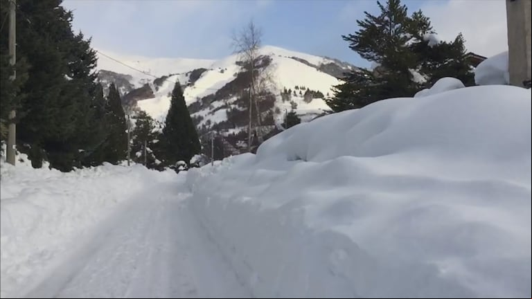 Bariloche: murió el jefe de patrulla del Cerro Catedral tras ser alcanzado por una avalancha