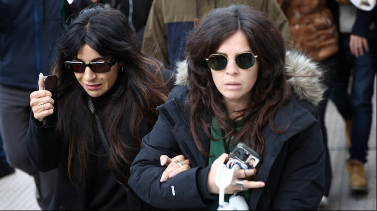La primera reacción de Dalma y Gianinna Maradona tras el fallo del tribunal: “Queremos que el juicio siga”