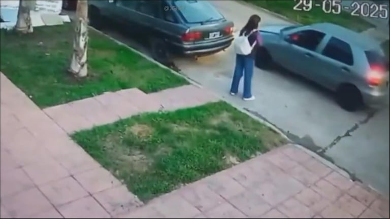 “Vení para acá”: el dramático momento en que un hombre quiso secuestrar a una maestra que volvía de la escuela