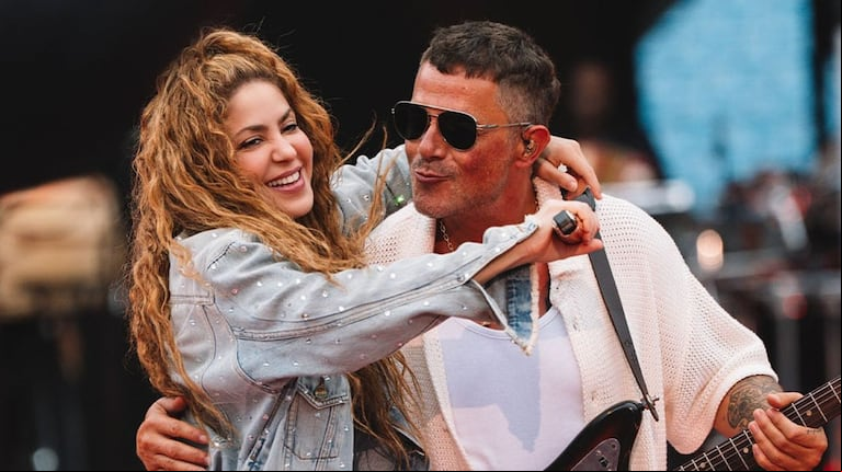 Shakira y Alejandro Sanz lanzaron una canción que reaviva los rumores de un romance entre ellos