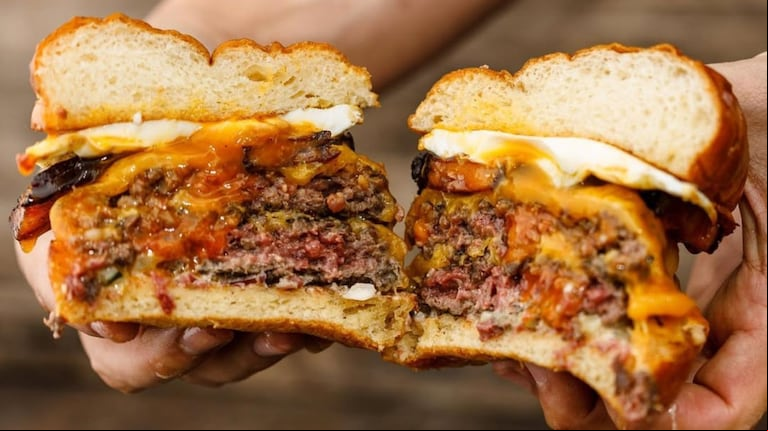 Hundred fue elegida entre 900 locales gastronómicos como la mejor del mundo. (Foto: Instagram/@hundredburgers_)