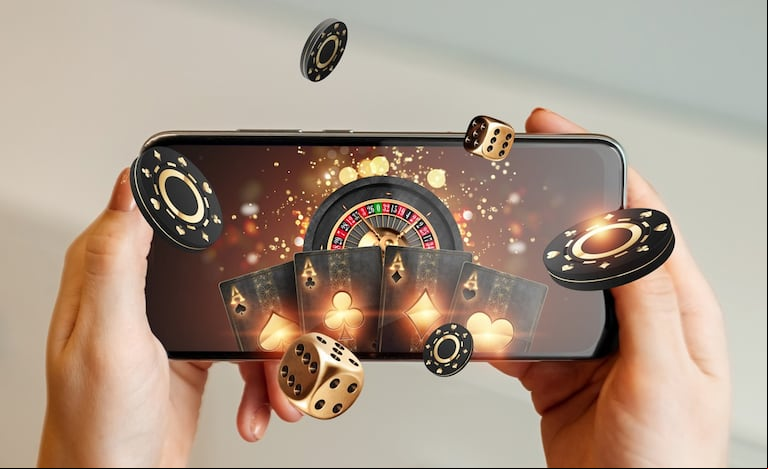 Influencers,  juego ilegaly menores de edad: un combo explosivo (Foto: Adobestock)