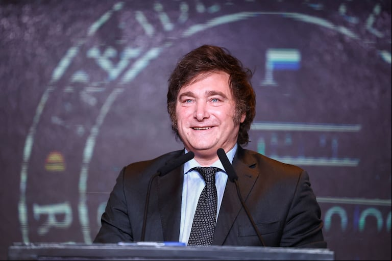Javier Milei: "Los cambios que nuestro país necesita son drásticos, no hay lugar para el gradualismo" (Foto Reuters - Agustín Marcarian).