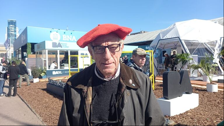 Juan Carlos Musso, médico veterinario en la localidad de Las Flores, provincia de Buenos Aires. (Foto: TN).
