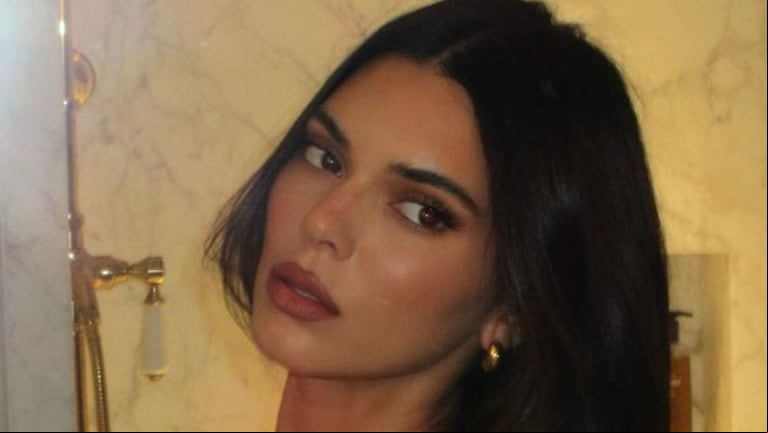 Kendall Jenner posó en microbikini. (Foto: Instagram/@kendalljenner)