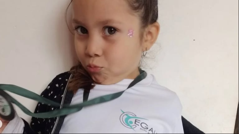 Kim Gómez, de siete años, fue asesinada durante un robo en La Plata. (Foto: Instagram / @marcos.gomezz91).