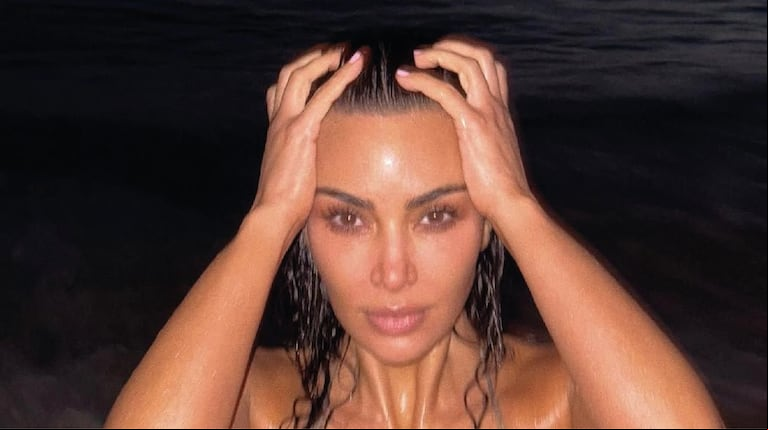Kim Kardashian en bikini animal print. (Foto: Instagram/@kimkardashian).