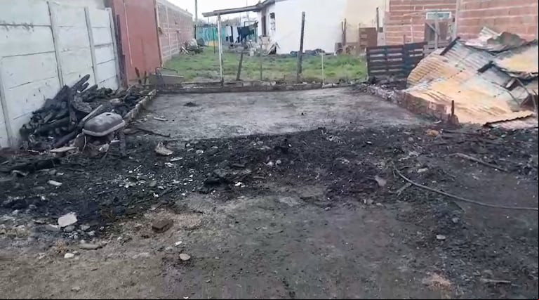 La casa de Lorena quedó destruida por completo. (Foto: gentileza Lorena Leiva).