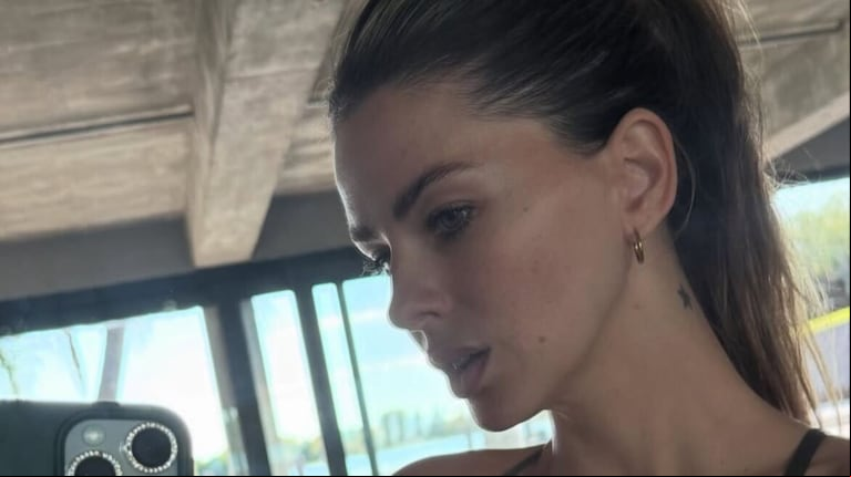 La China Suárez posó en microbikini total black durante sus vacaciones con Mauro Icardi. (Foto: Instagram/@sangrejaponesa)