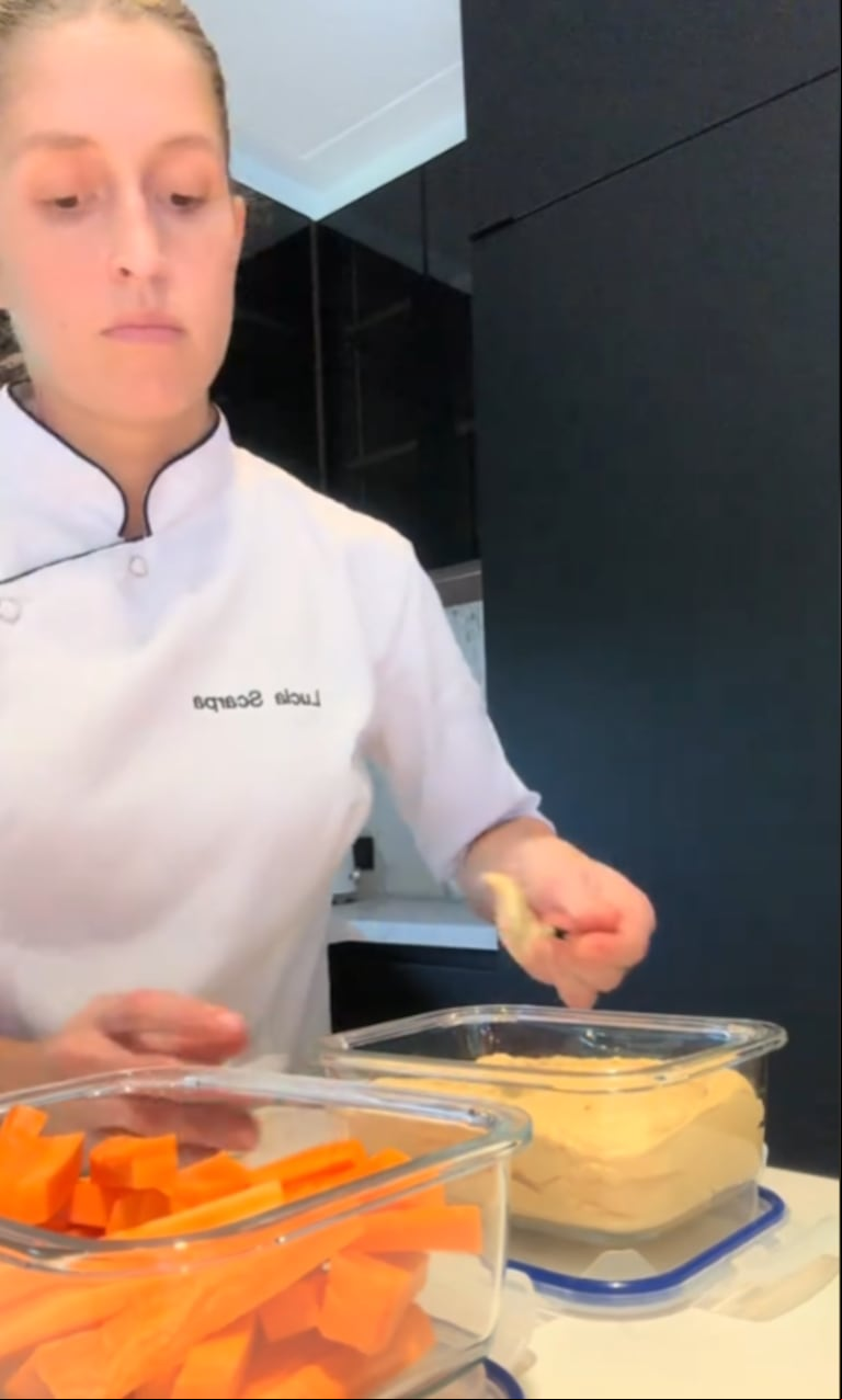 La cocinera mostró todo el proceso en el video. (Foto: TikTok/@scarpalulu)