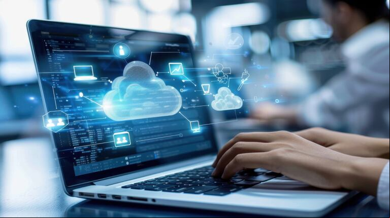 La computación en la nube, o cloud computing, es un modelo de servicios digitales a través de Internet.
