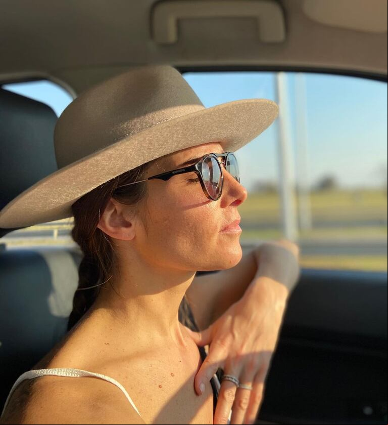 La conductora comparte a diario fotos y recibe cientos de comentarios. (Foto: Instagram/@juanavialeoficial)