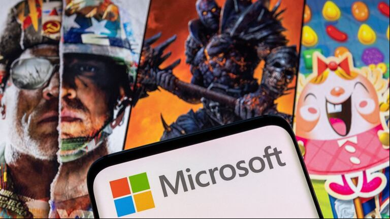La eventual movida de Microsoft en el tablero gamer estaría apoyada por su nuevo “chiche”: el estudio Activision Blizzard. (Foto: Reuters/Dado Ruvic)