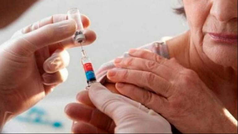 La gripe puede ser especialmente riesgosa para niños pequeños, adultos mayores y embarazadas.