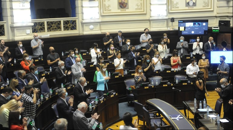 La Legislatura bonaerense convirtió en ley un proyecto que habilita a los intendentes a ser reelectos en 2023 (Foto: Télam).