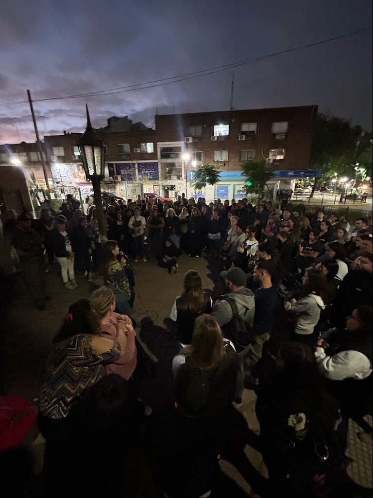 La marcha que se realizó a un mes del femicidio de Noelia Torres. (Foto: TN).